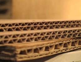 Carton double cannelure pour réaliser des meubles en carton